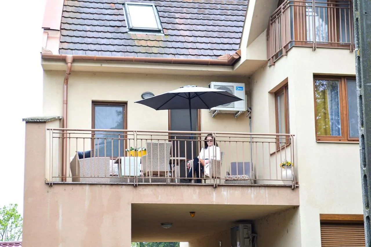 Unicum Apartman Hajduszoboszlo 0*,  Hungary