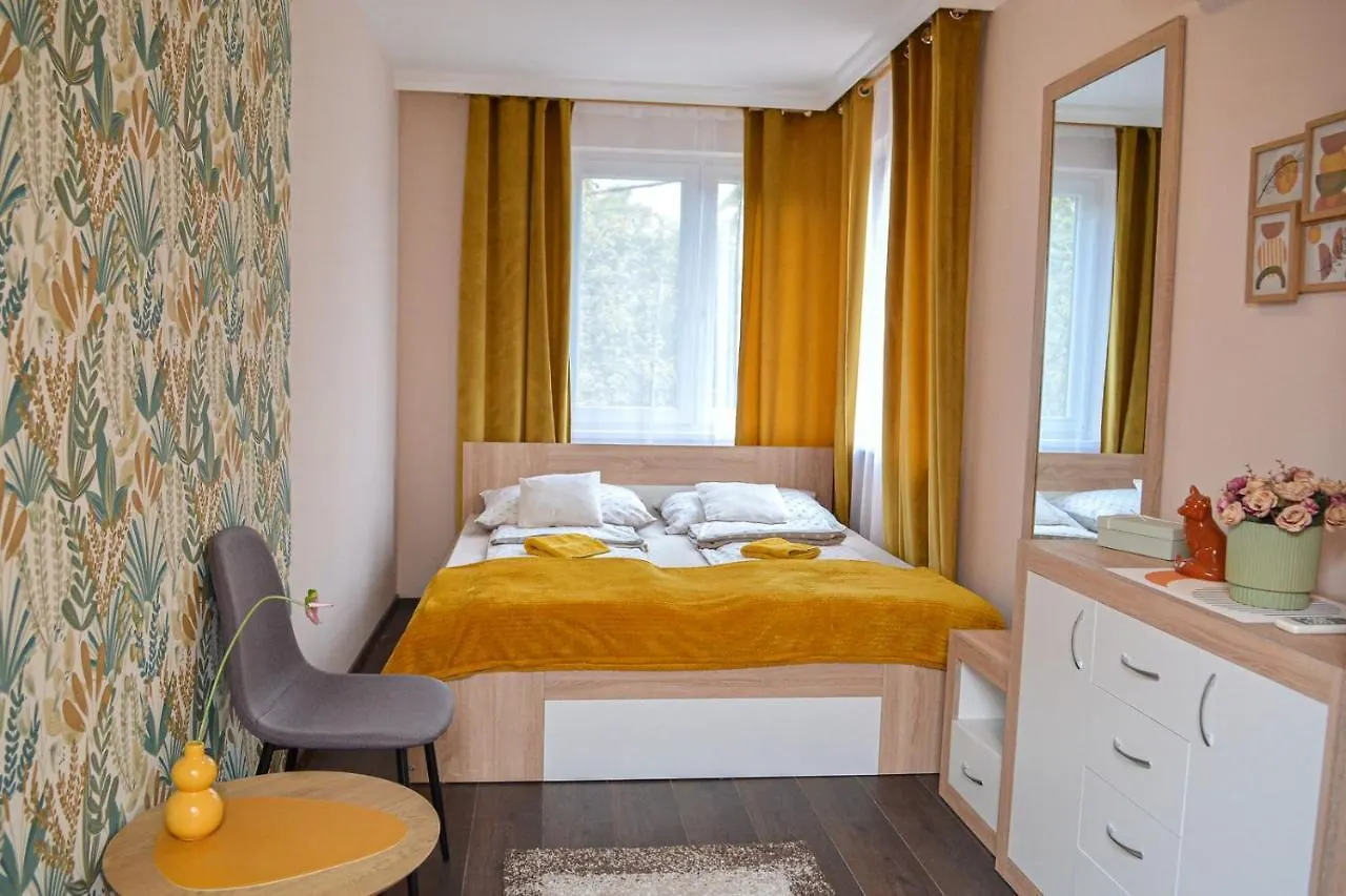 Unicum Apartman Hajduszoboszlo 0*,  Hungary