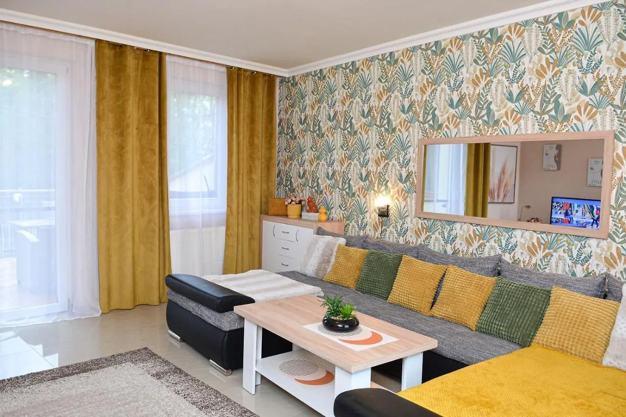 Unicum Apartman Hajduszoboszlo Apartment