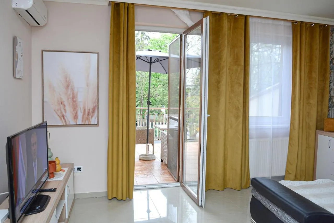 Unicum Apartman Hajduszoboszlo Apartment